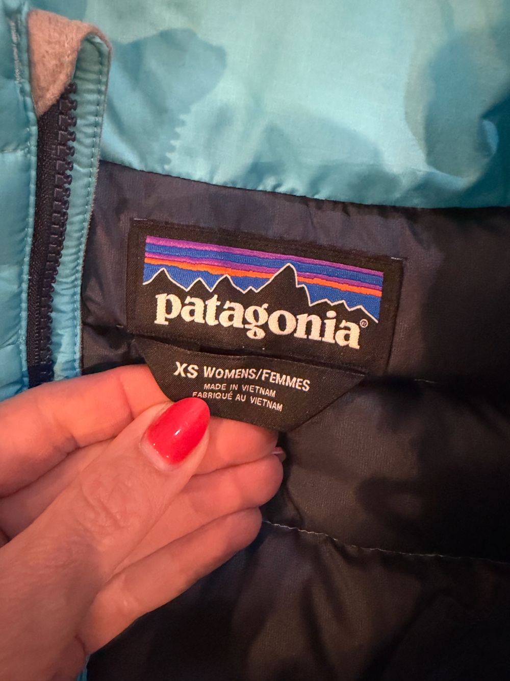 Patagonia Light Blue Quilted Down Vest - Picture 3 of 3